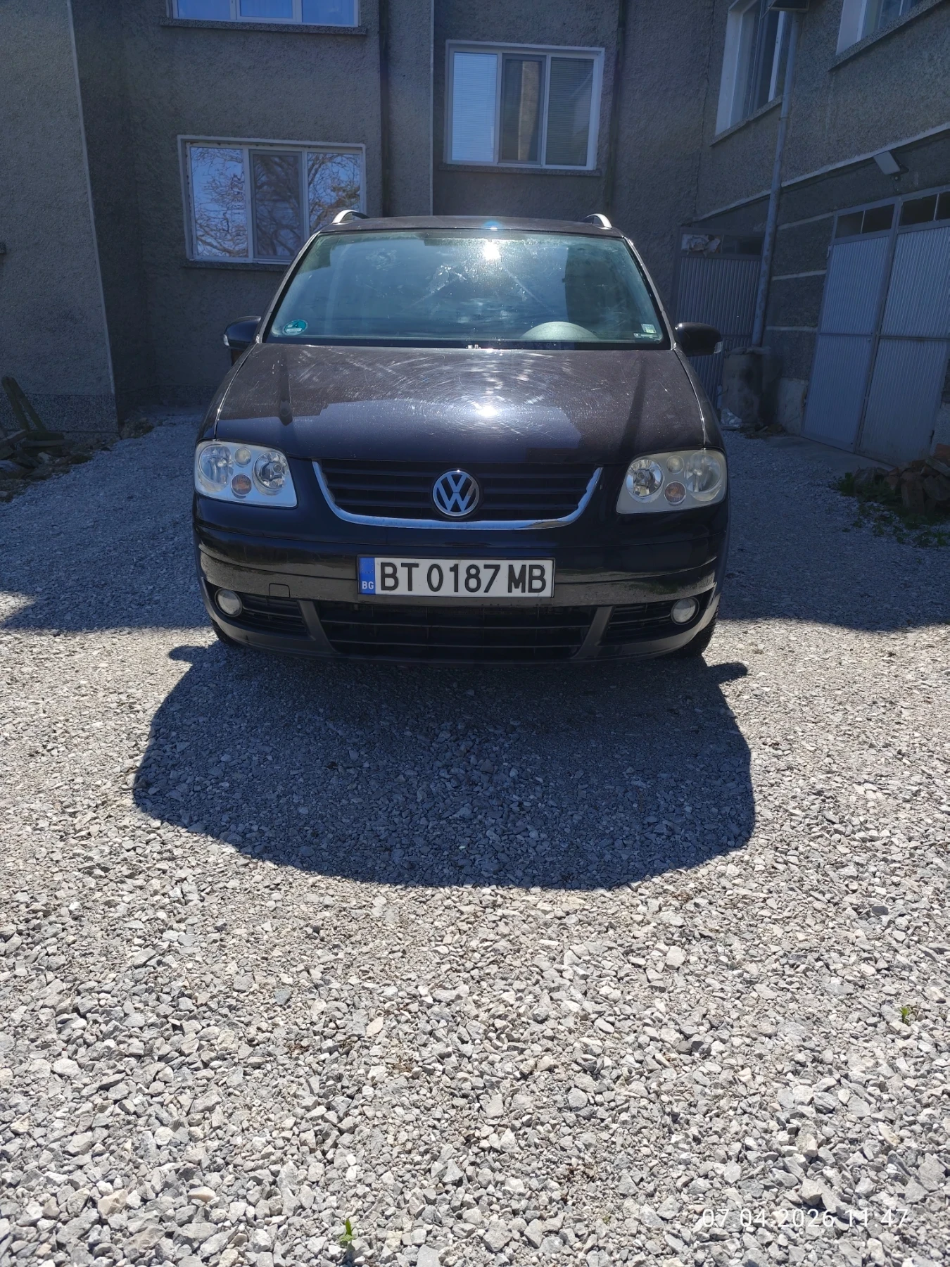 VW Touran, снимка 8 - Автомобили и джипове - 54138549