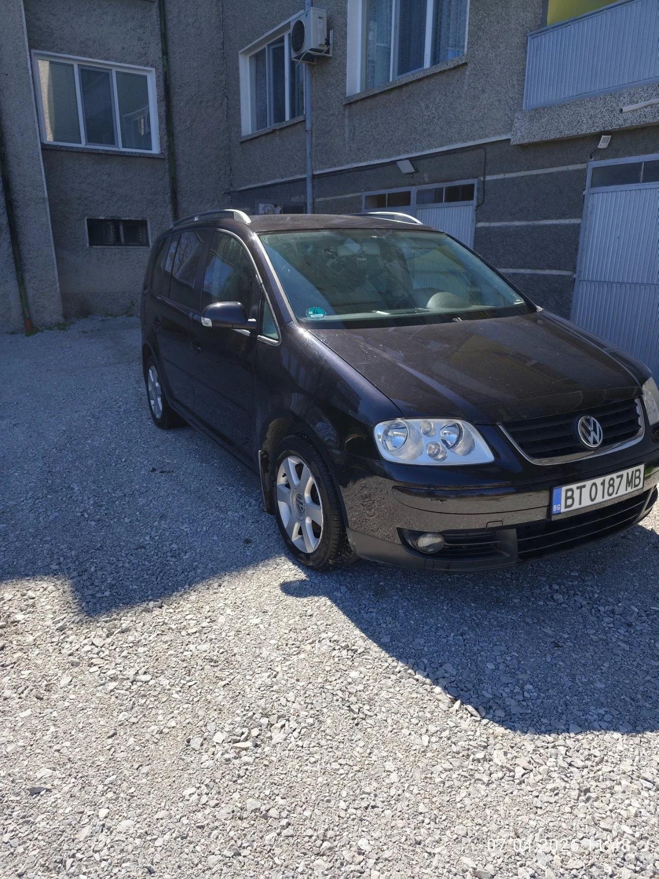 VW Touran, снимка 7 - Автомобили и джипове - 54138549