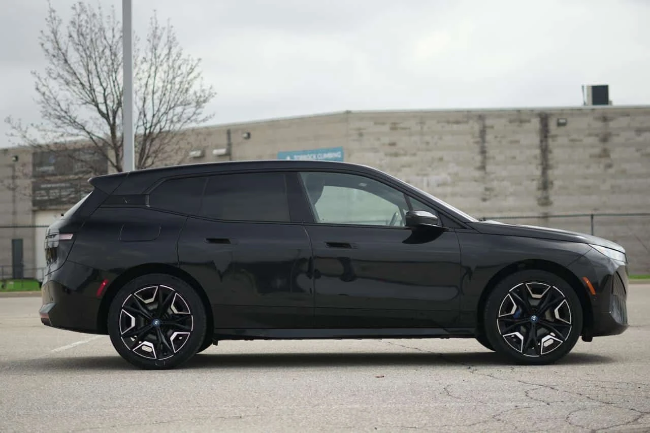 BMW iX xDrive40  CARFAX | Mobile.bg � ����������� 3