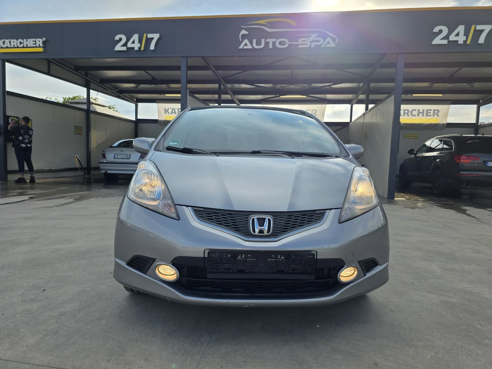 Honda Jazz 1.4i, снимка 2 - Автомобили и джипове - 54508569