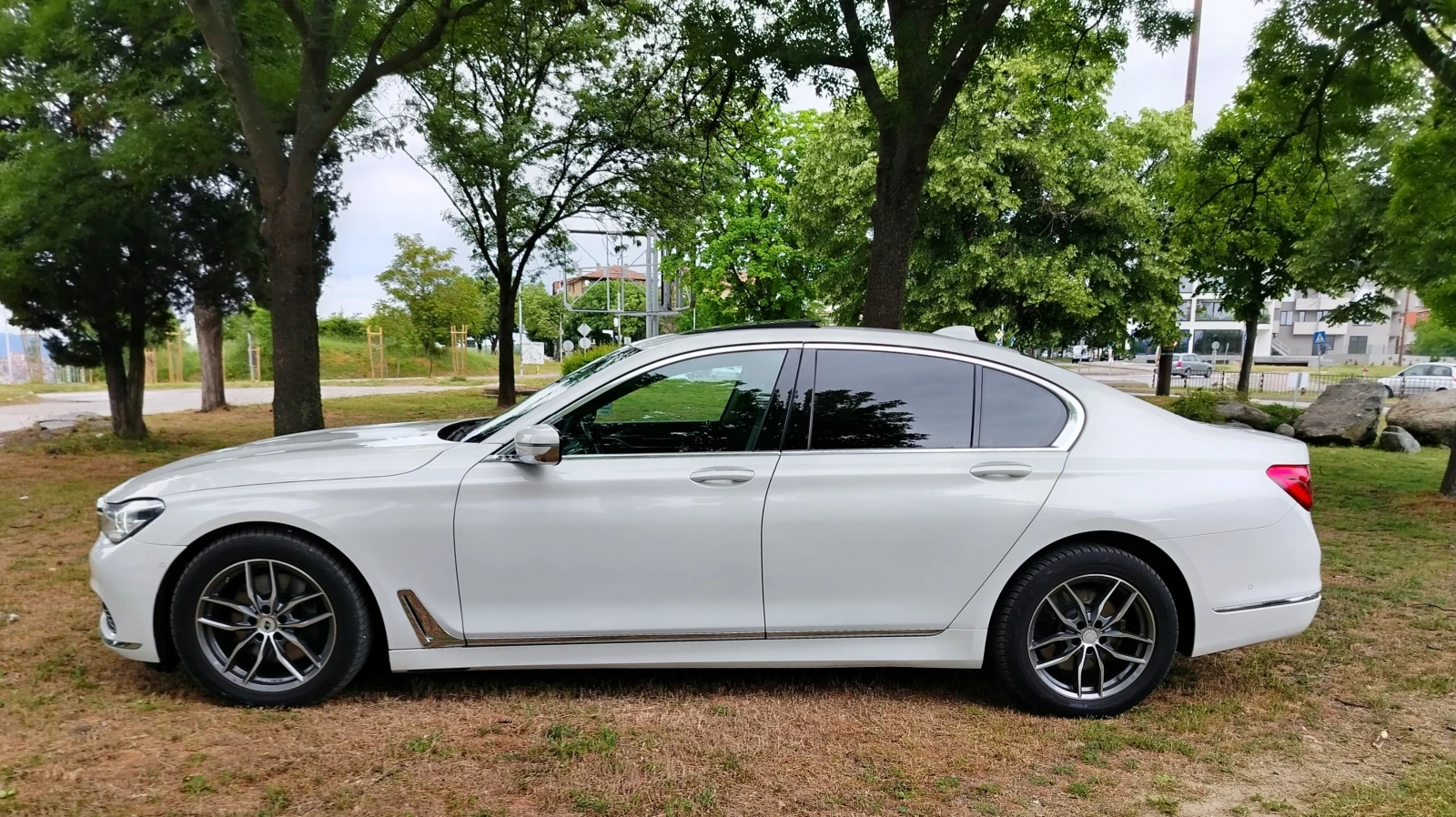 BMW 730 Xd G11, снимка 3 - Автомобили и джипове - 54597362