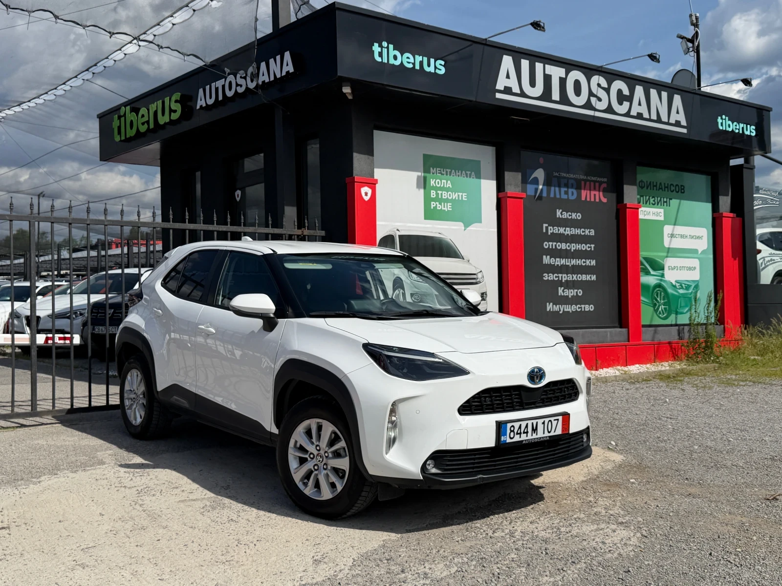 Toyota Yaris Cross 4х4/ГАРАНЦИОННА/ОБСЛУЖЕНА