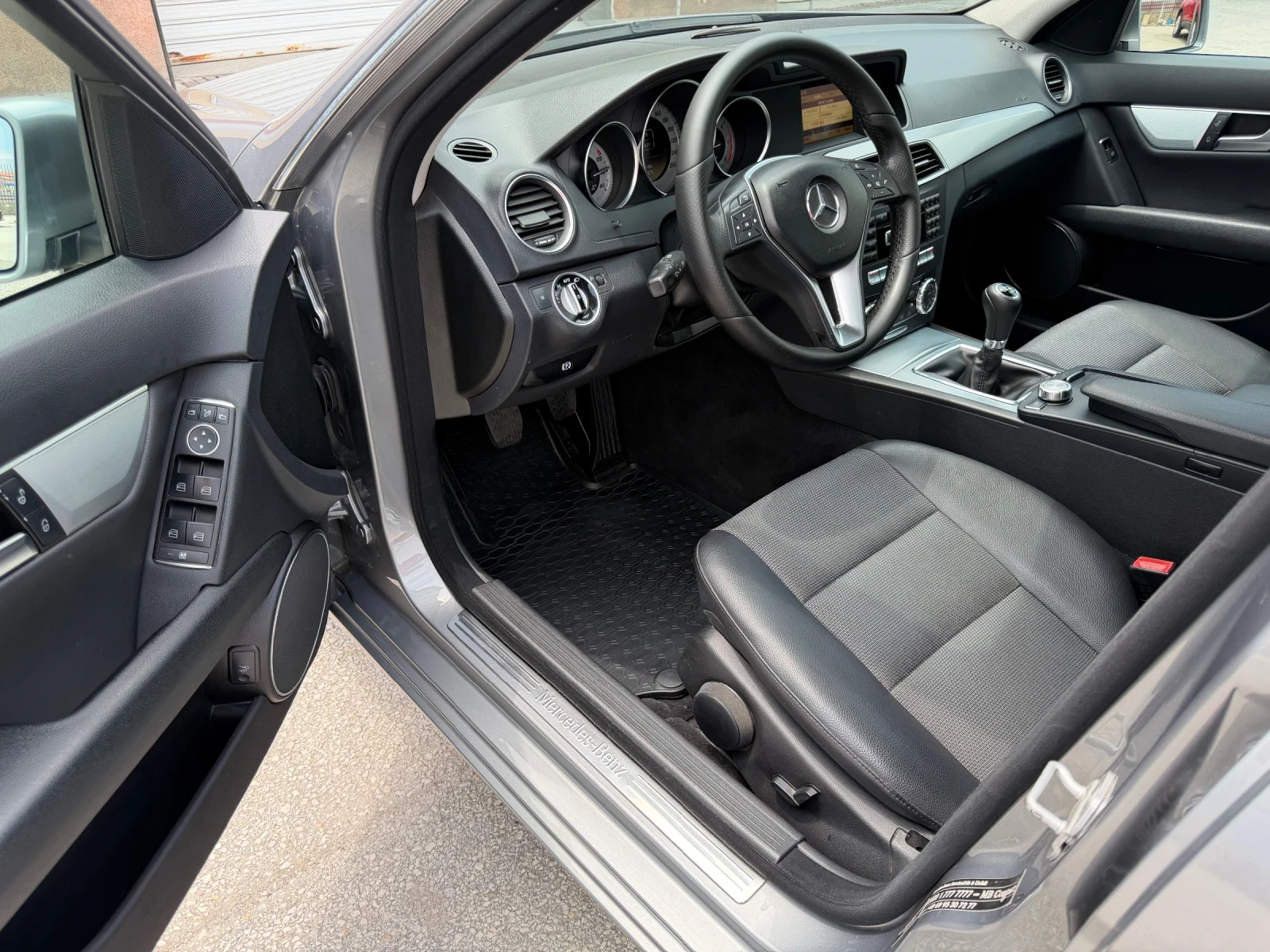 Mercedes-Benz C 220 CDI 170к.с. AMG FACE ТОП СЪСТОЯНИЕ, снимка 11 - Автомобили и джипове - 54946694