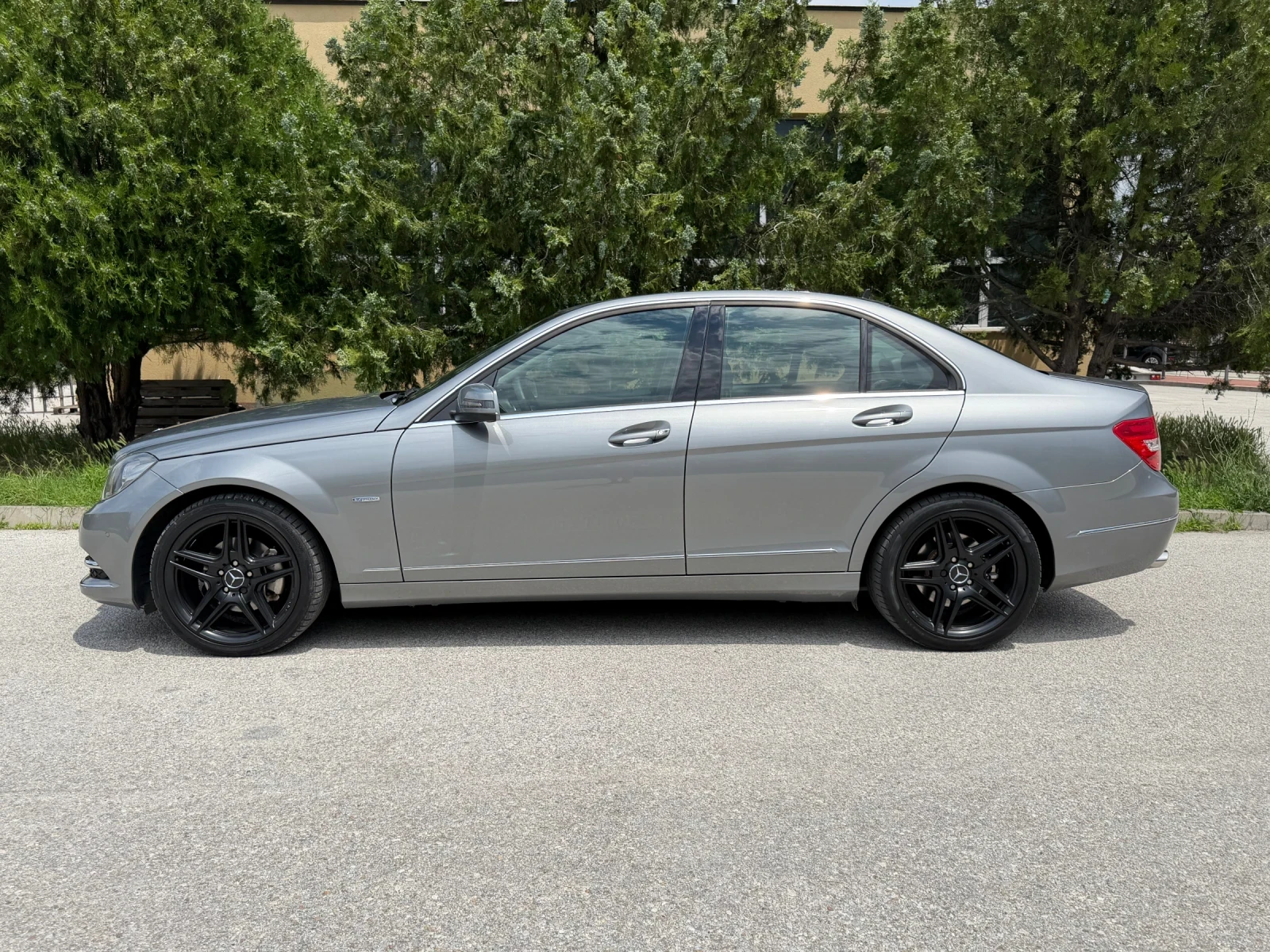 Mercedes-Benz C 220 CDI 170к.с. AMG FACE ТОП СЪСТОЯНИЕ, снимка 2 - Автомобили и джипове - 54946694