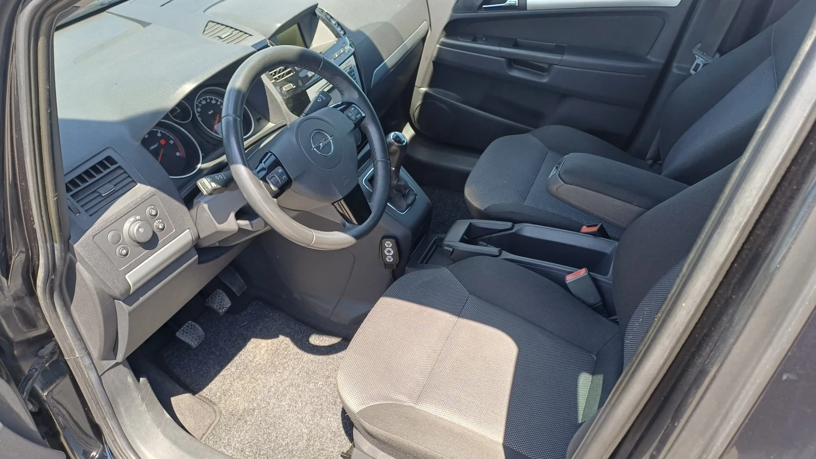 Opel Zafira | Mobile.bg � ����������� 9