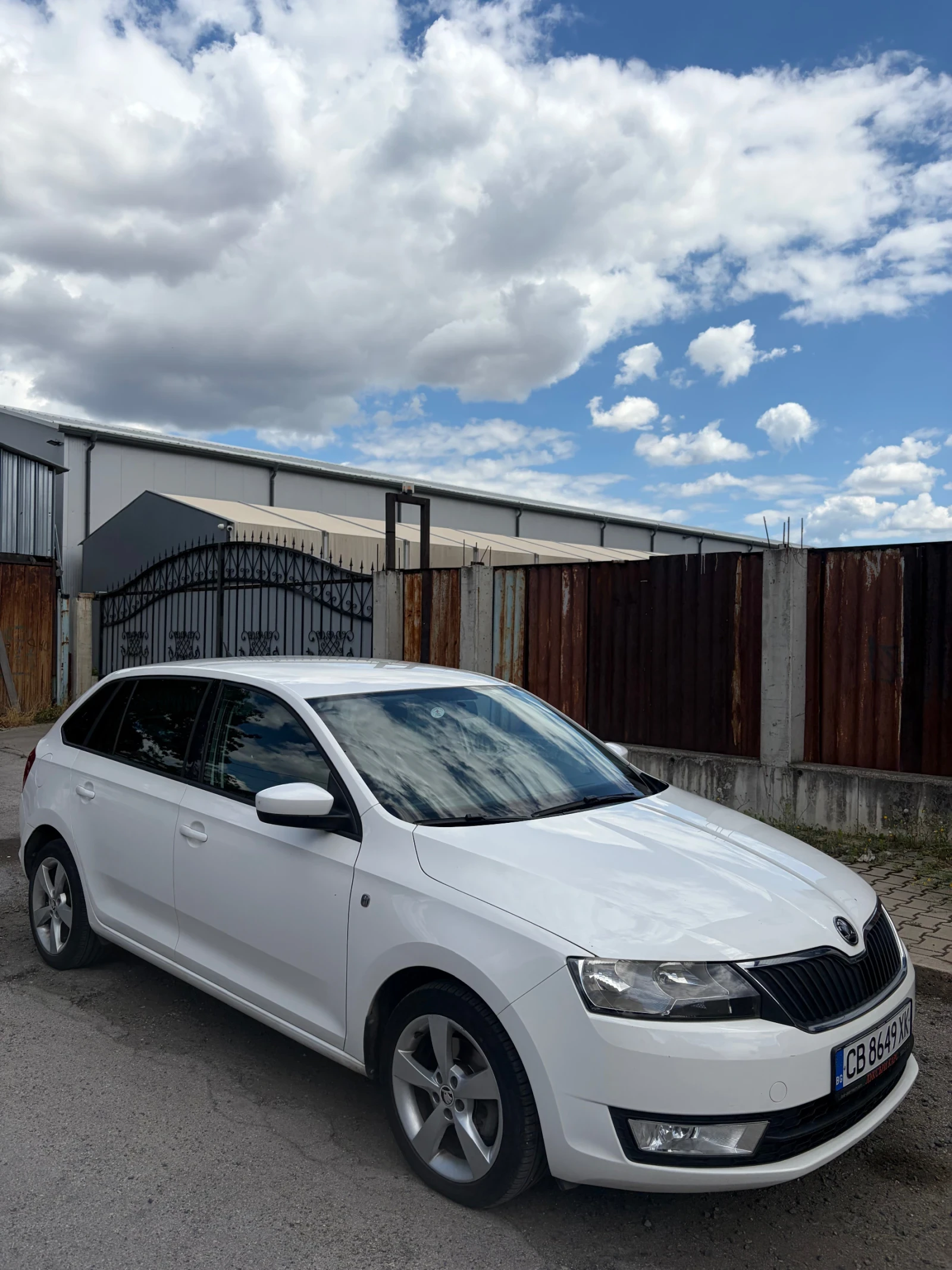 Skoda Rapid Spaceback, снимка 2 - Автомобили и джипове - 55421115