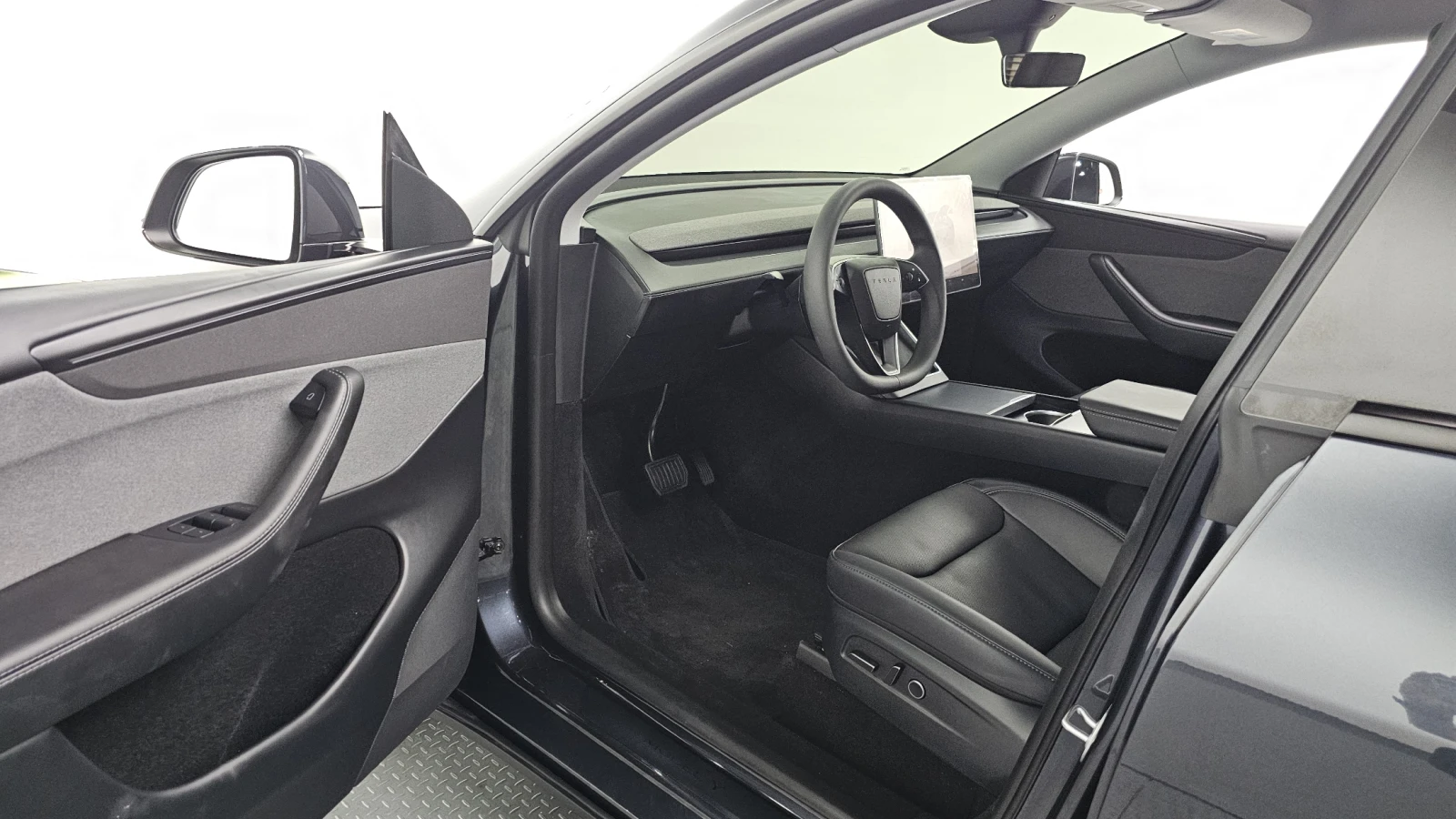 Tesla Model Y Model Y RWD, снимка 10 - Автомобили и джипове - 55676724