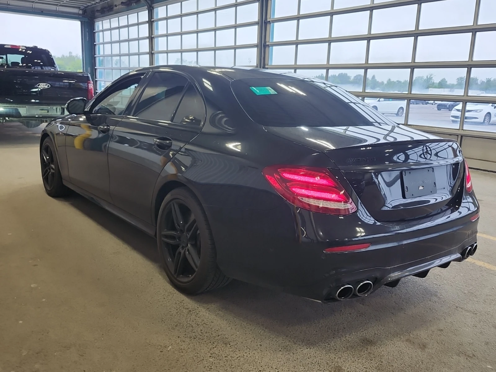 Mercedes-Benz E 53 AMG / АВТОКРЕДИТ, снимка 4 - Автомобили и джипове - 55863602