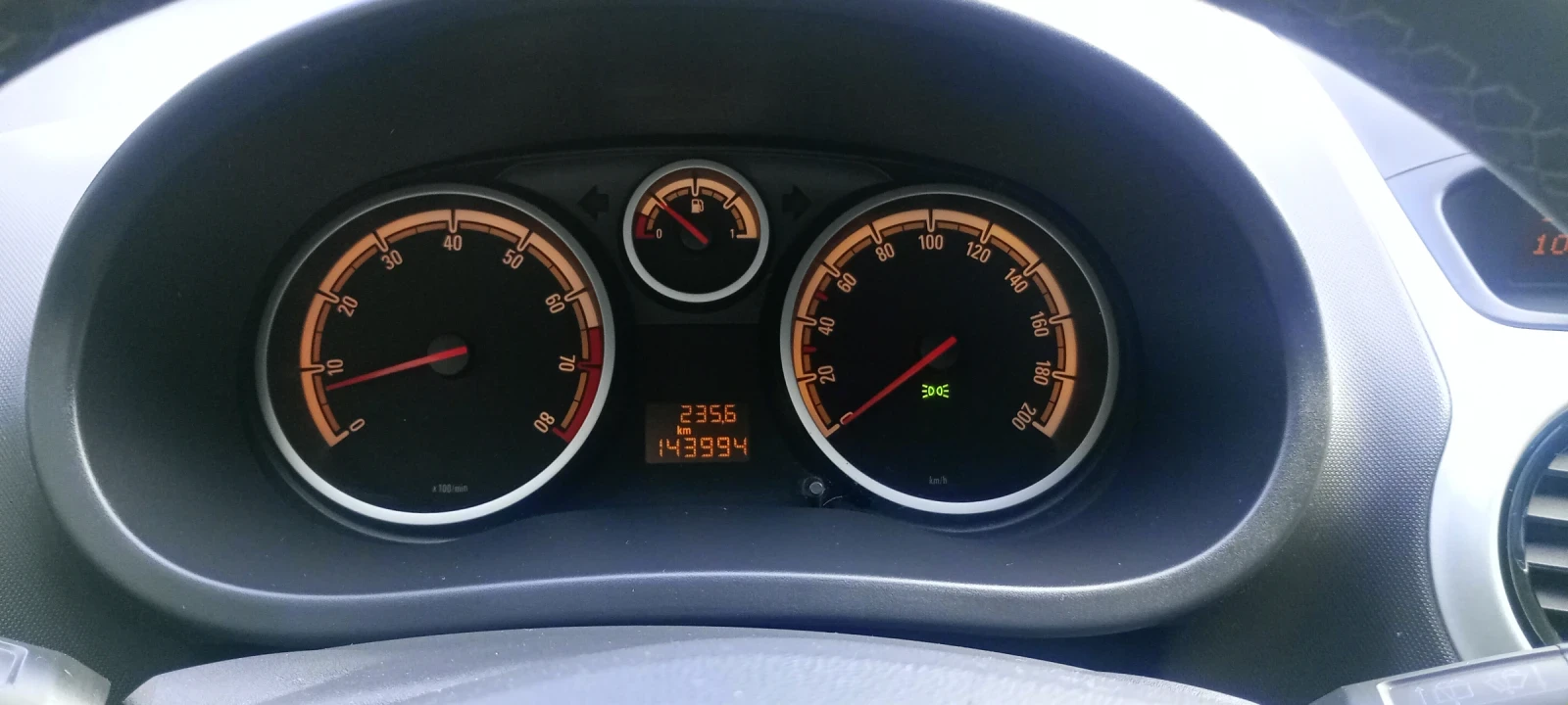 Opel Corsa, снимка 5 - Автомобили и джипове - 56508264