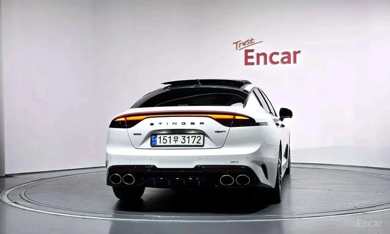 Kia Stinger, снимка 4 - Автомобили и джипове - 56730448
