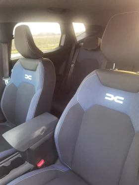 Dacia Duster, снимка 13