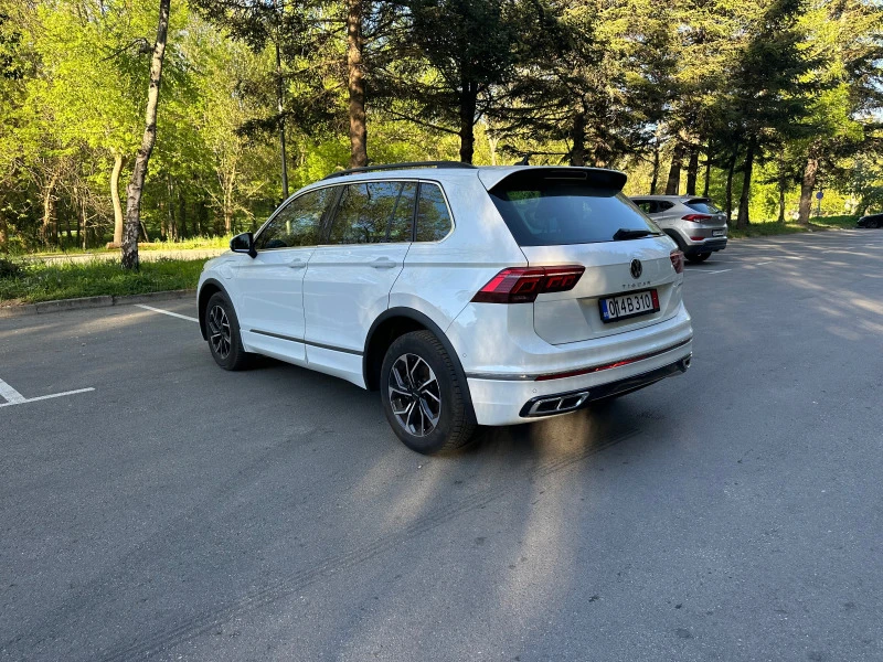 VW Tiguan R-line e-Hybrid DSG HUD IQ.LIGHT KEYLESS 360 DISTR, снимка 3 - Автомобили и джипове - 46984540