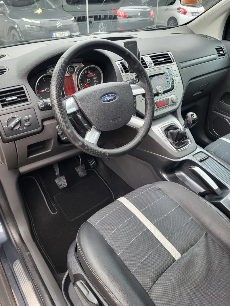 Ford Kuga 2.0HDI-140ps-4X4, снимка 7 - Автомобили и джипове - 48207288