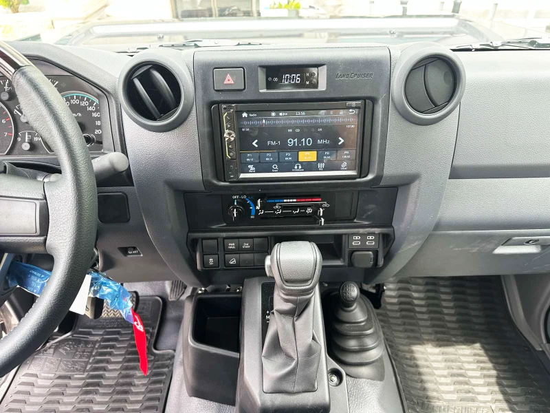Toyota Land cruiser GRJ79 Single Cab, снимка 13 - Автомобили и джипове - 50789801