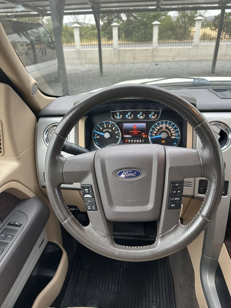 Ford F150 Crew Cab Lariat, снимка 8 - Автомобили и джипове - 51794909