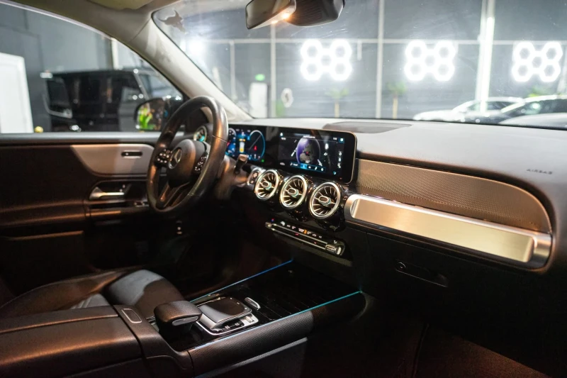 Mercedes-Benz GLB 220D 4 MATIC FULL AMG LINE ЛИЗИНГ 100%, снимка 14 - Автомобили и джипове - 52635843