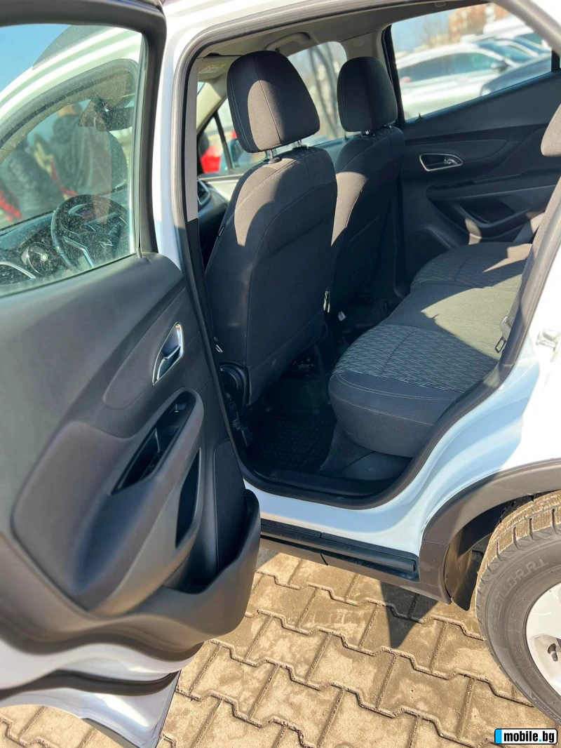 Opel Mokka, снимка 12 - Автомобили и джипове - 43181823