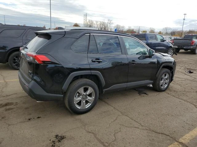 Toyota Rav4, снимка 3 - Автомобили и джипове - 47940526