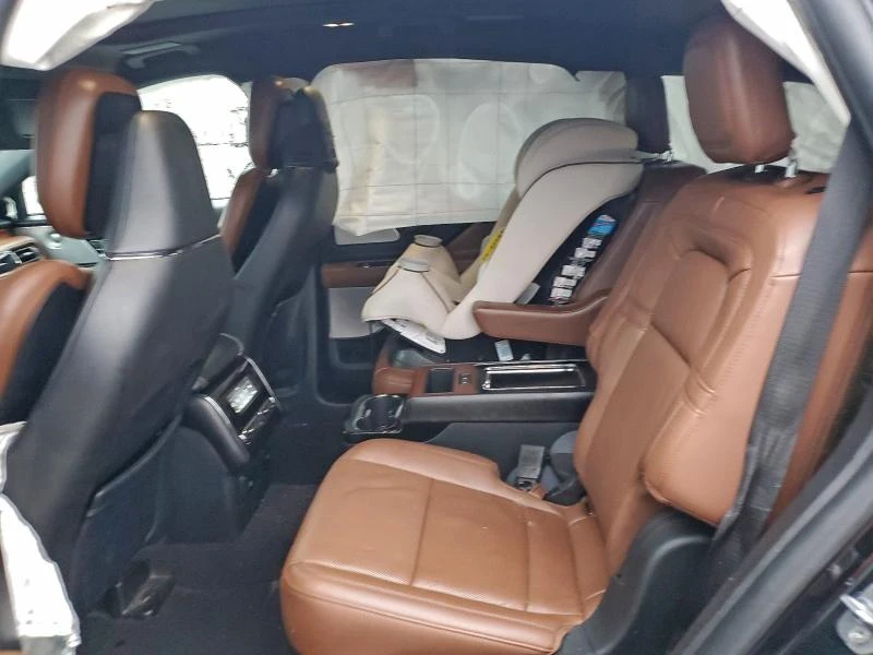 Lincoln Aviator 3.0L 6 Rear-wheel drive, снимка 4 - Автомобили и джипове - 53474340