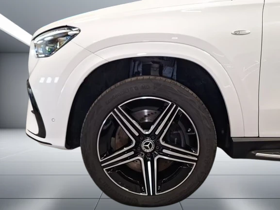 Mercedes-Benz GLE 350 de 4Matic = AMG Line = Premium Plus Гаранция, снимка 4 - Автомобили и джипове - 55823296