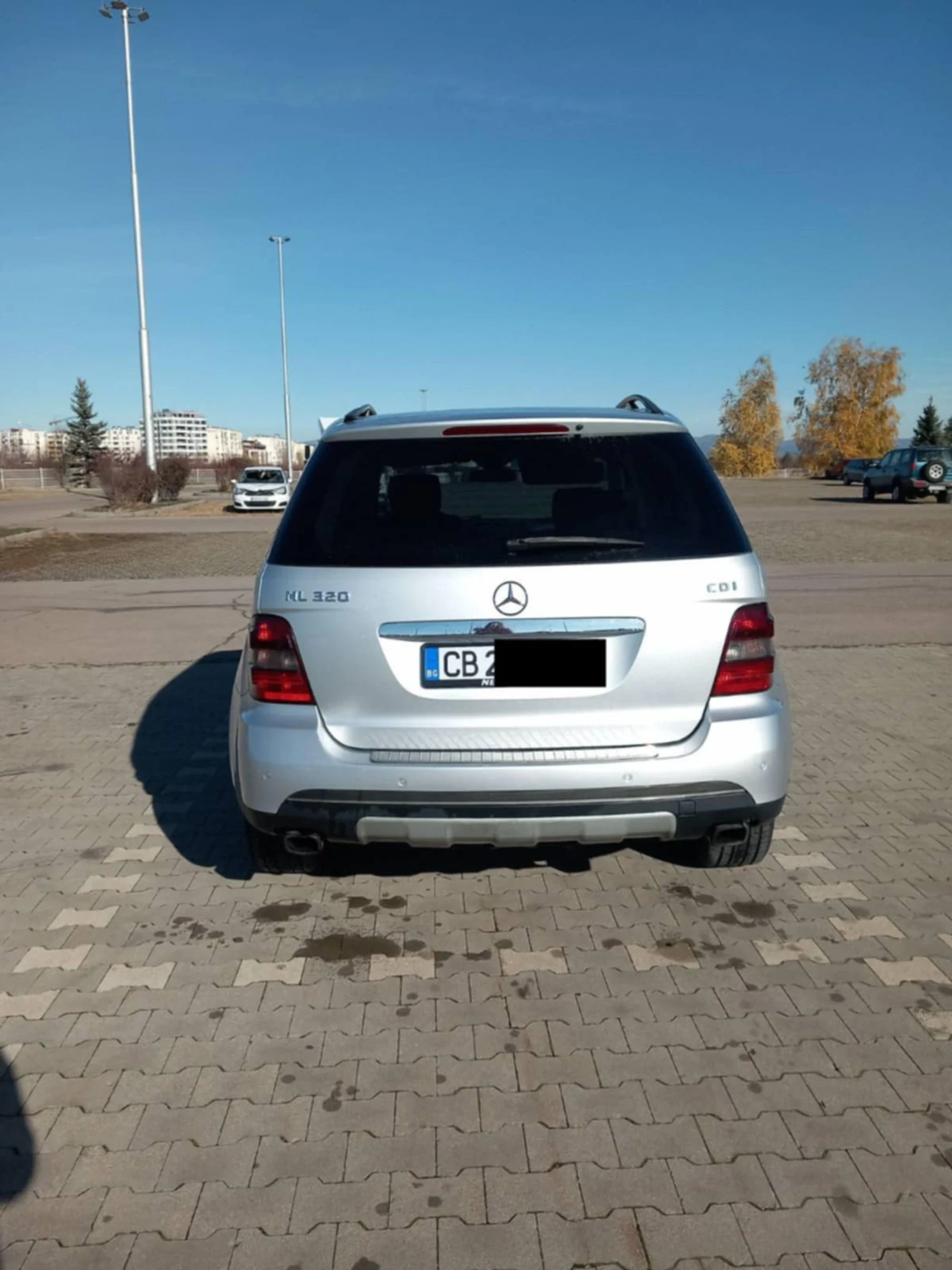 Mercedes-Benz ML 320  - изображение 8