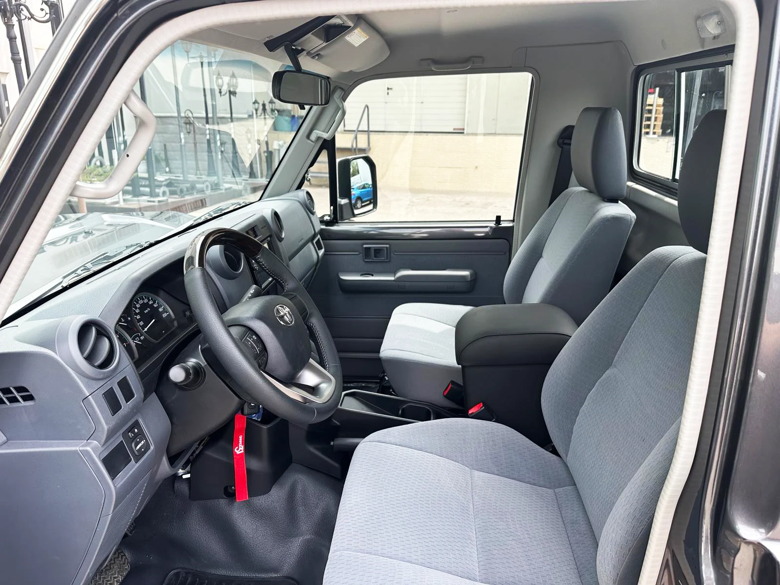 Toyota Land cruiser GRJ79 Single Cab | Mobile.bg   11