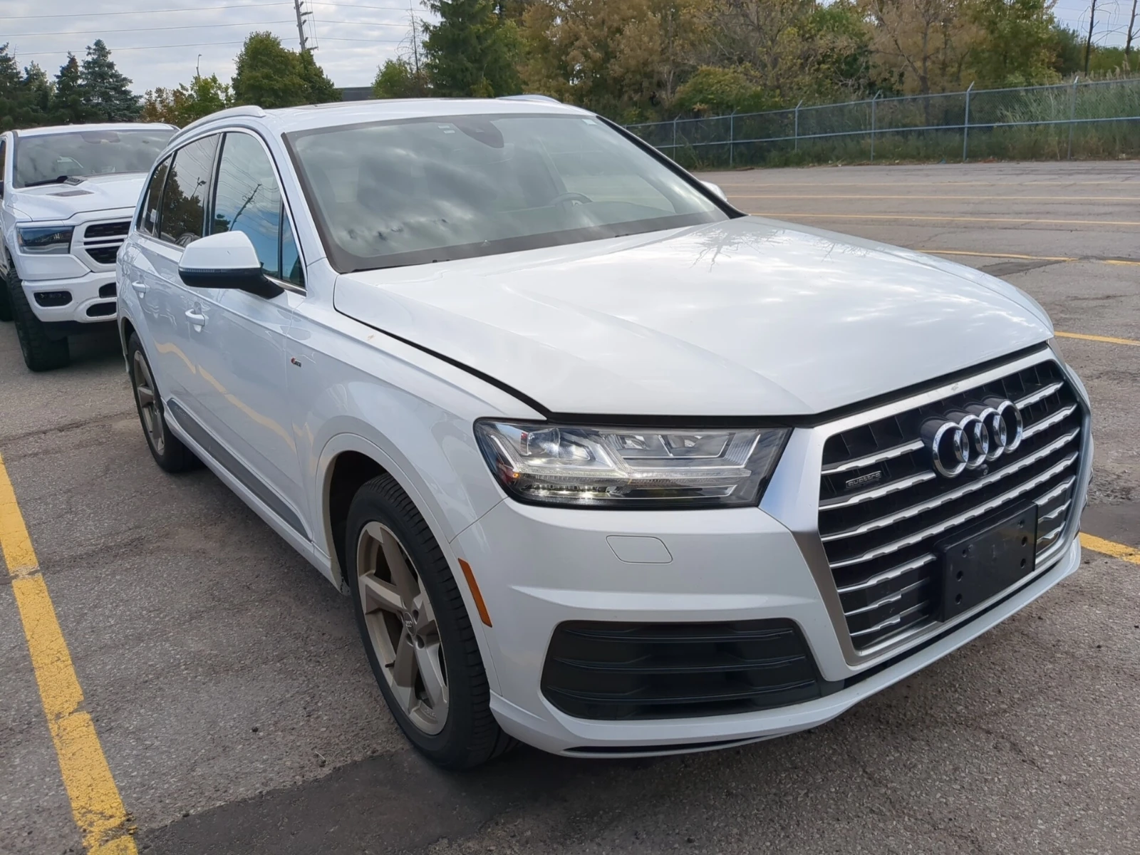 Audi Q7 TECHNIK * CARFAX * АвтоКредит * Цена до България*  - изображение 2