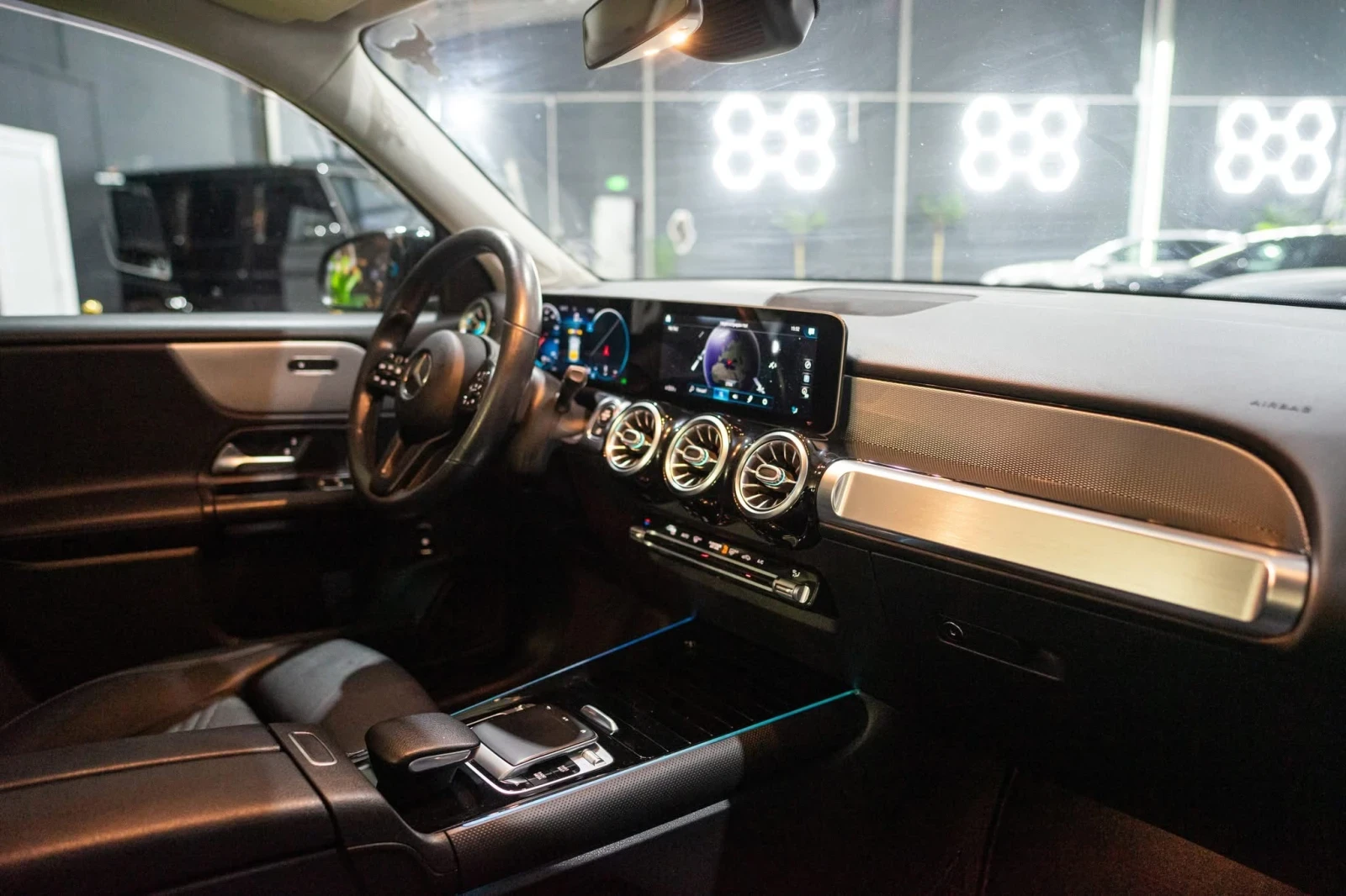 Mercedes-Benz GLB 220D 4 MATIC FULL AMG LINE  100% | Mobile.bg   14