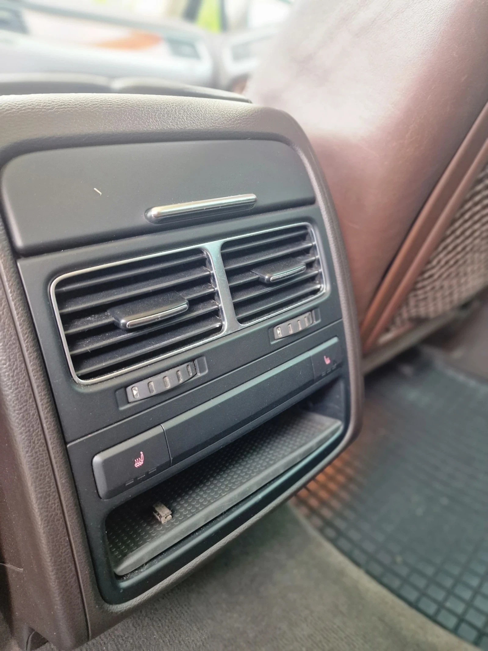 VW Touareg, снимка 10 - Автомобили и джипове - 54175648