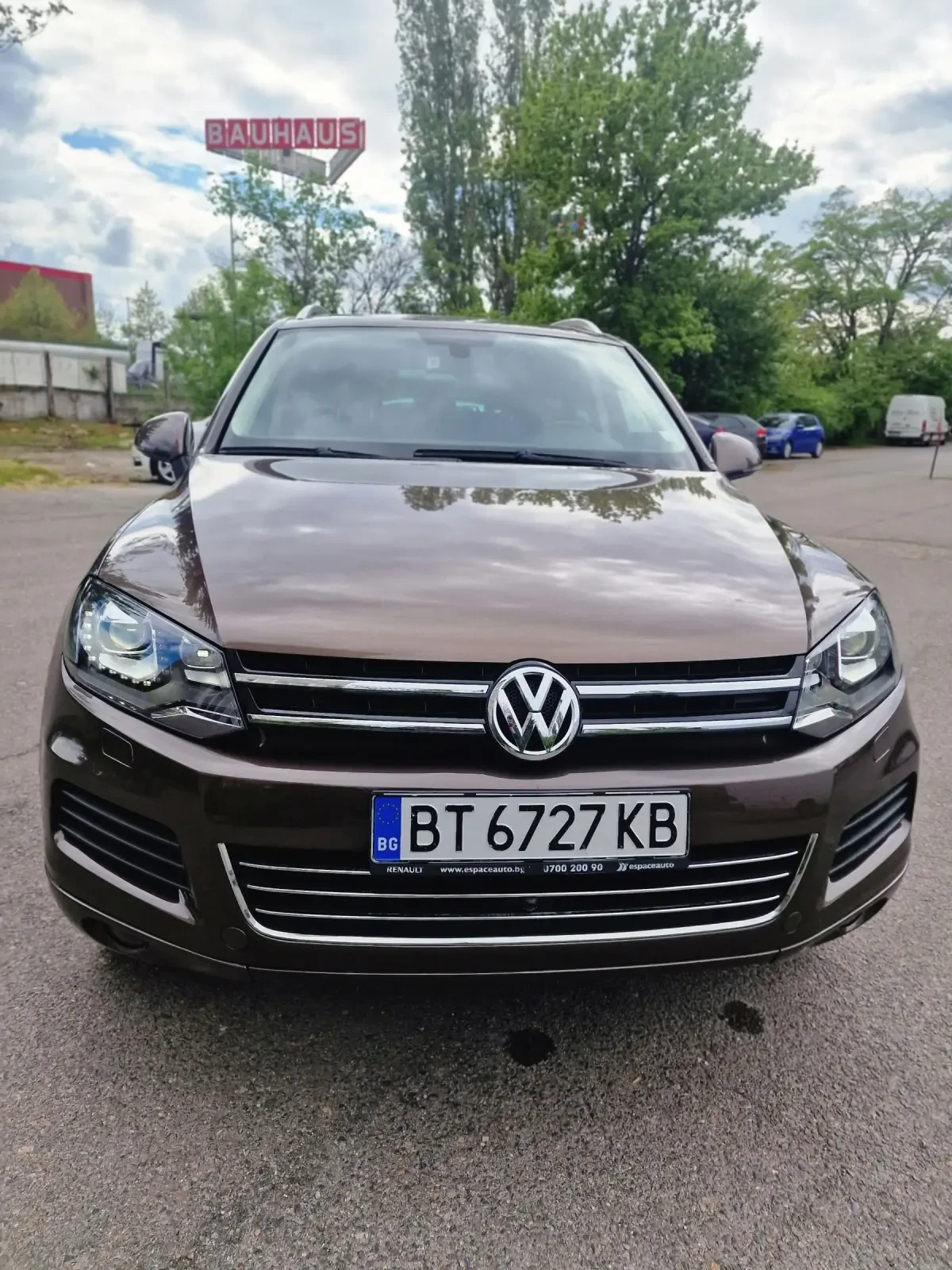 VW Touareg, снимка 2 - Автомобили и джипове - 54175648