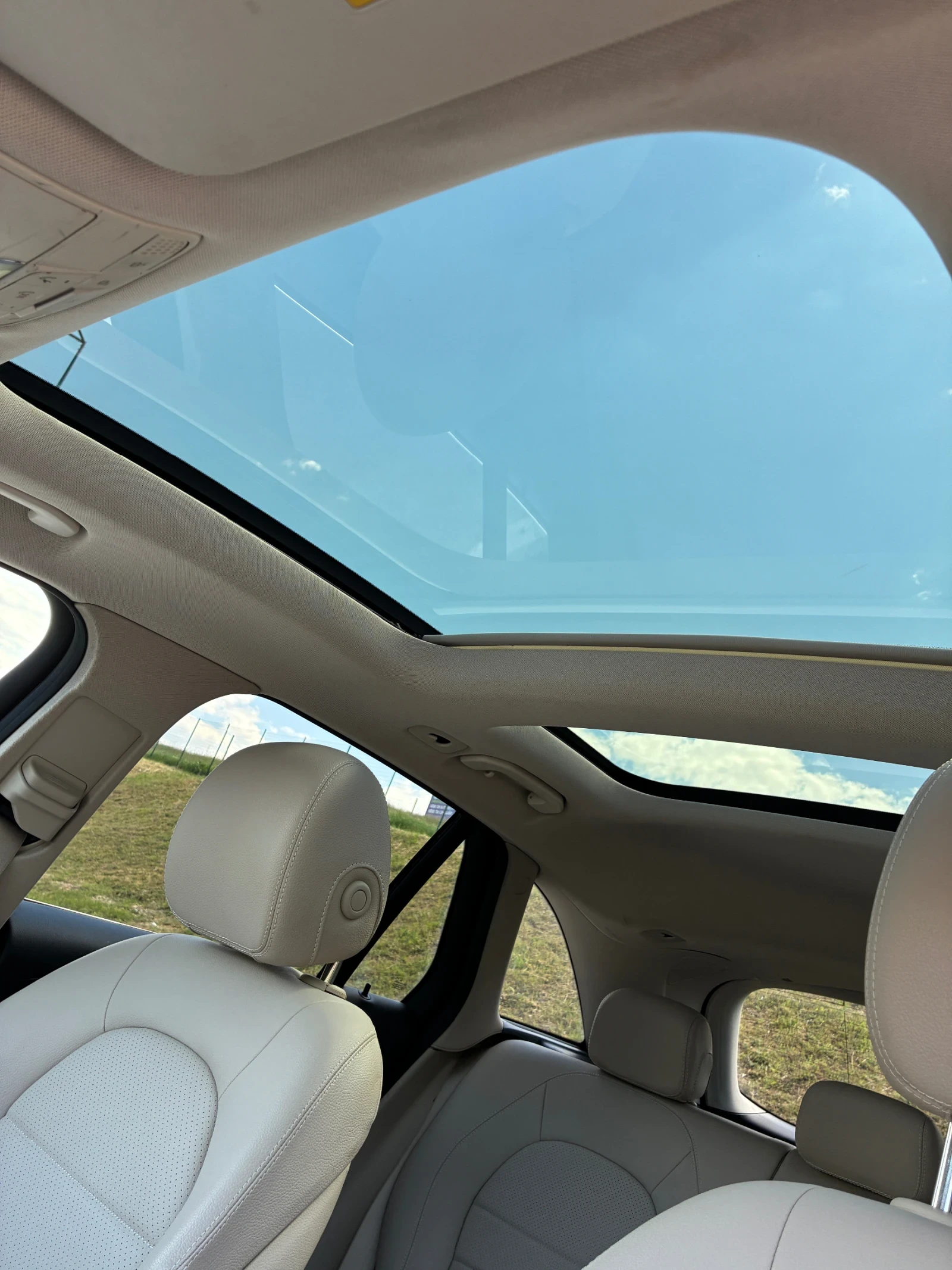 Mercedes-Benz GLC 300 4Matic, снимка 12 - Автомобили и джипове - 54424259