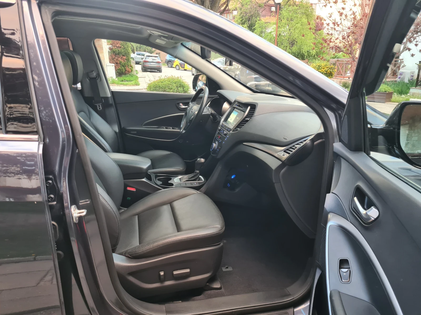 Hyundai Santa fe 2.2 CRDI 202к.с. 4WD 6+ 1, снимка 12 - Автомобили и джипове - 54445013