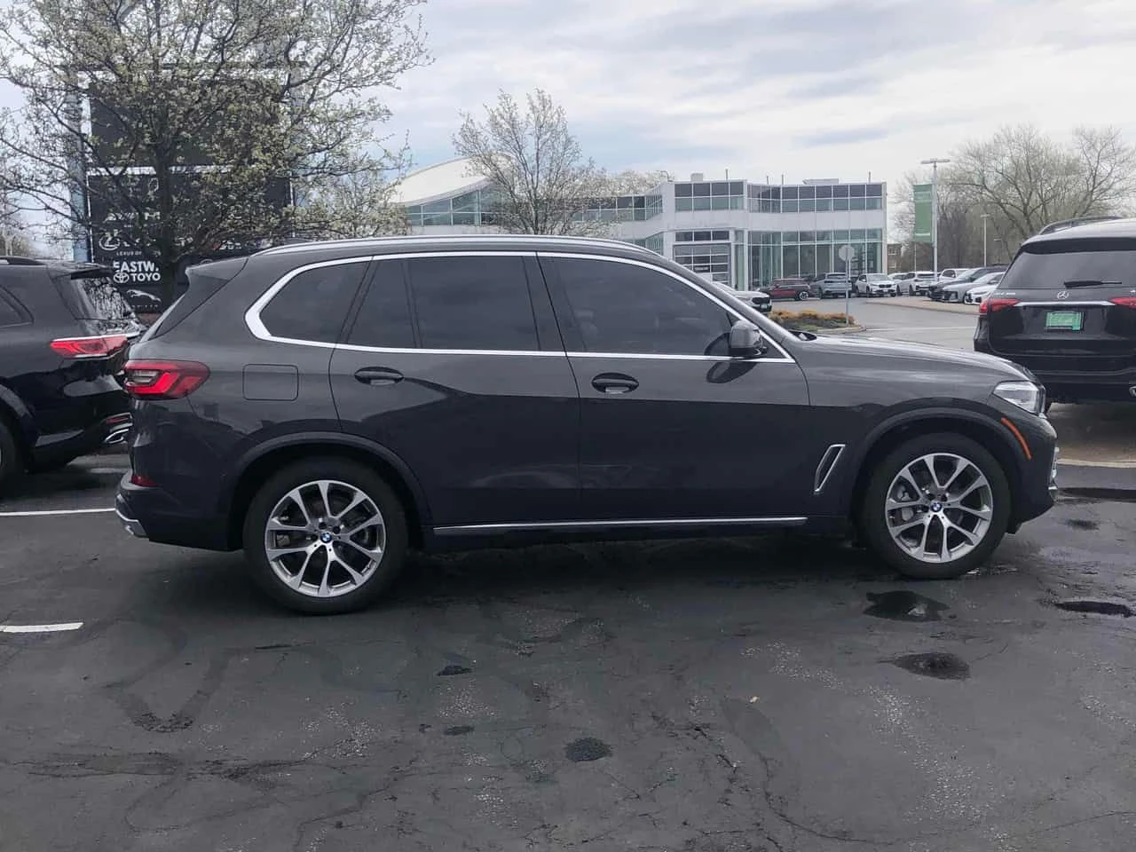 BMW X5 xDrive40i/CARFAX/HEAD UP/ HEATED SEATS/ PANO, снимка 5 - Автомобили и джипове - 54512779