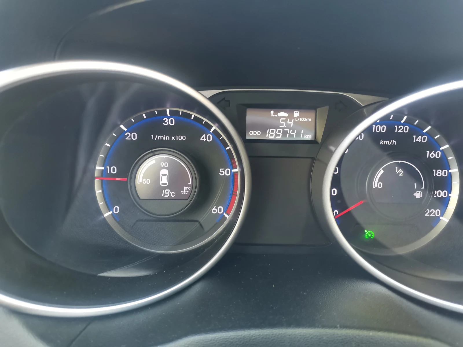 Hyundai IX35 1, 7cdti фейс, снимка 14 - Автомобили и джипове - 54781802