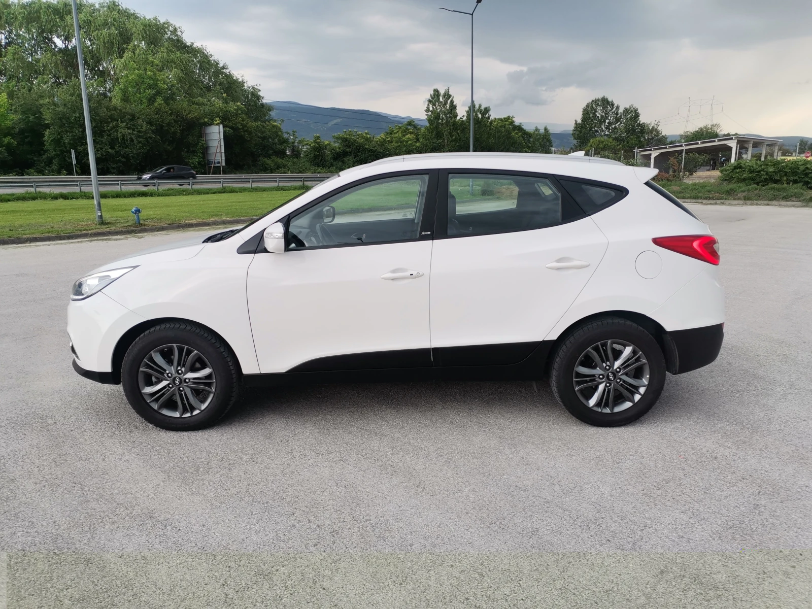 Hyundai IX35 1, 7cdti фейс, снимка 2 - Автомобили и джипове - 54781802