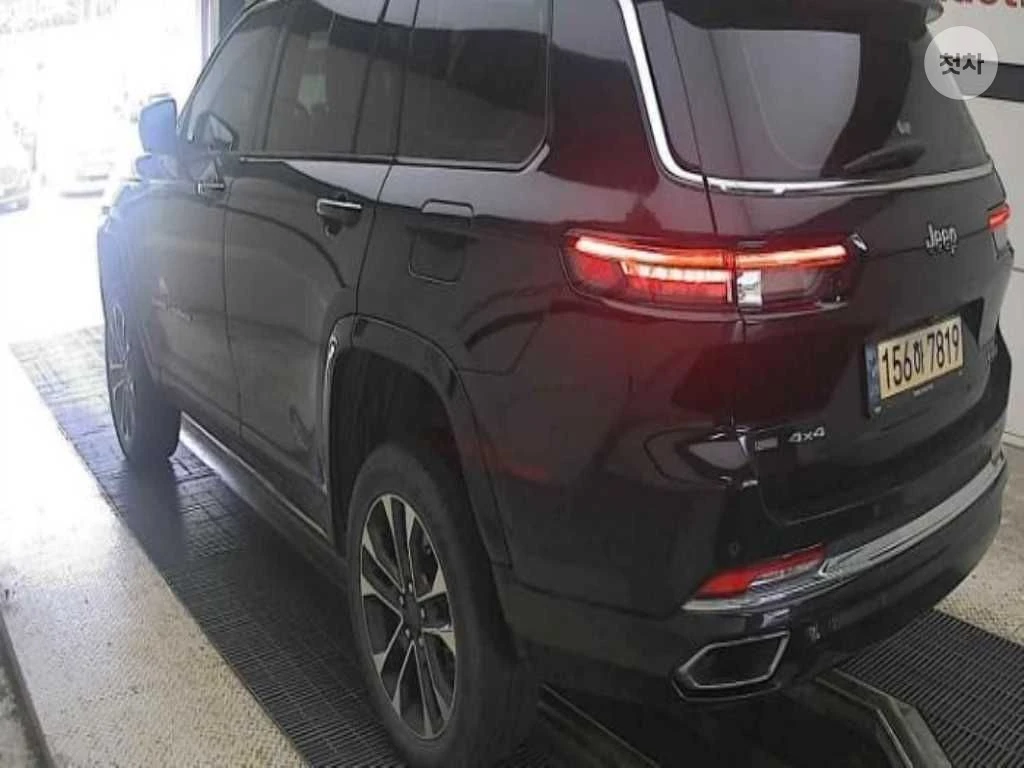 Jeep Grand cherokee L 3.6 OVERLAND HEAD UP 360CAM PANORAMA FULL, снимка 4 - Автомобили и джипове - 55524467
