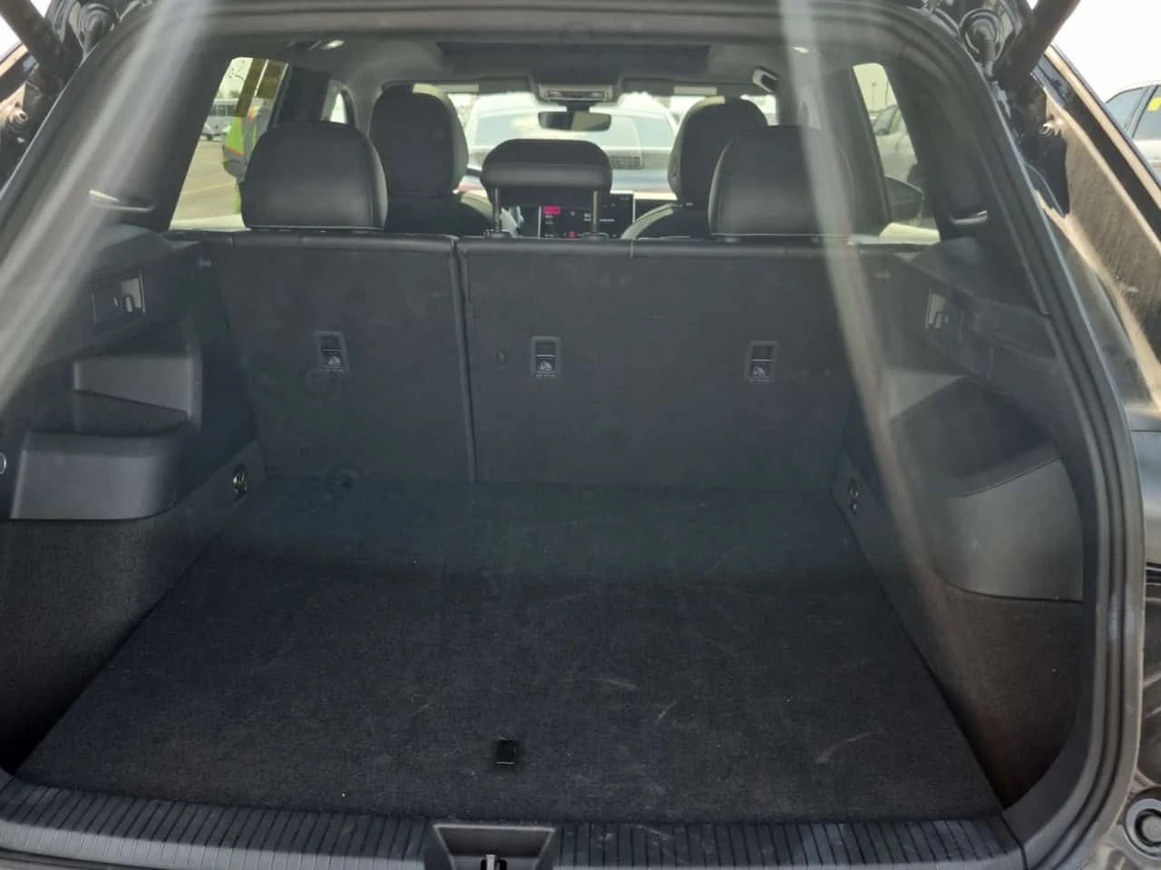 VW Tiguan COMFORTLINE R LINE BLACK EDITION / ОБДУХВАНЕ , снимка 13 - Автомобили и джипове - 55663099
