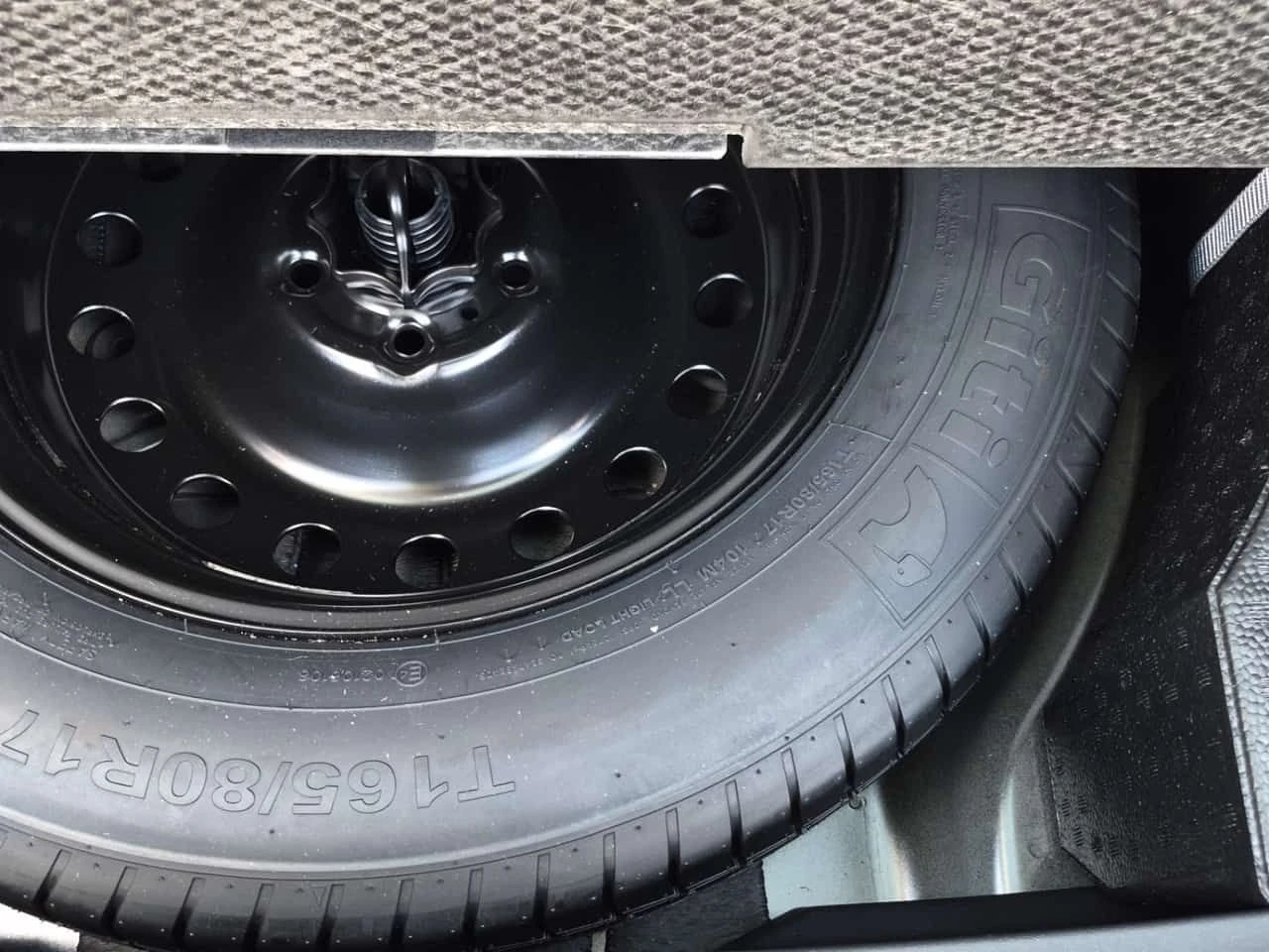 VW Tiguan COMFORTLINE R LINE BLACK EDITION / ОБДУХВАНЕ , снимка 14 - Автомобили и джипове - 55663099