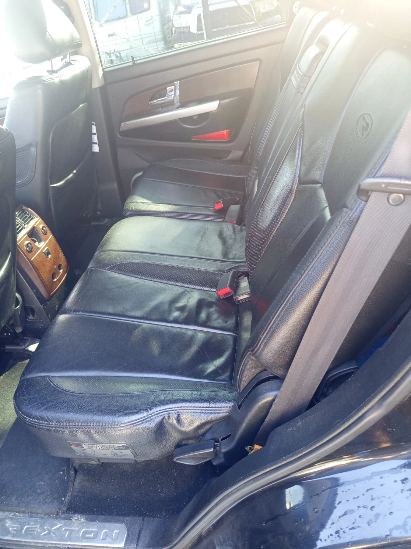 SsangYong Rexton 2.7хди, снимка 5 - Автомобили и джипове - 55677271