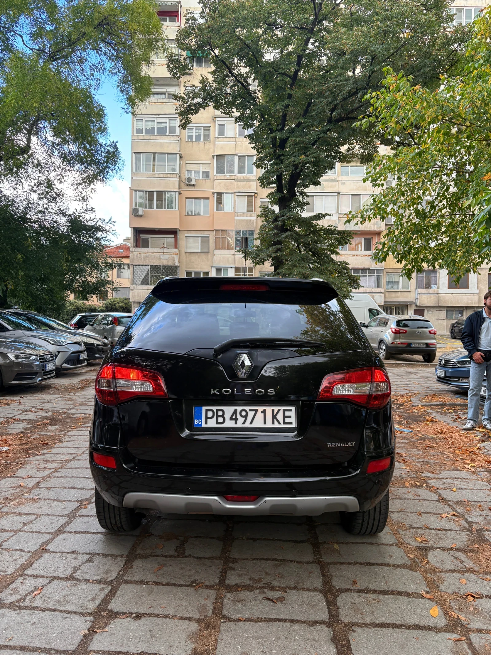 Renault Koleos 2.0 dCi, снимка 3 - Автомобили и джипове - 56261517