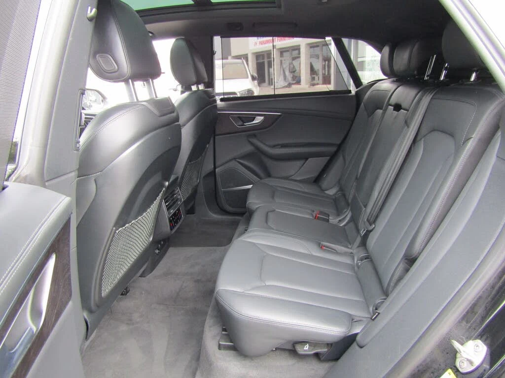Audi Q8 55 TFSI| TECHNIK| S LINE| 360| �����| DISTRO| PANO | Mobile.bg � ����������� 9