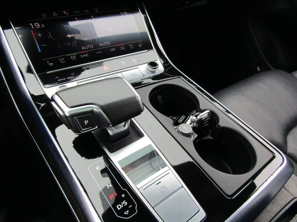 Audi Q8 55 TFSI| TECHNIK| S LINE| 360| �����| DISTRO| PANO | Mobile.bg � ����������� 13