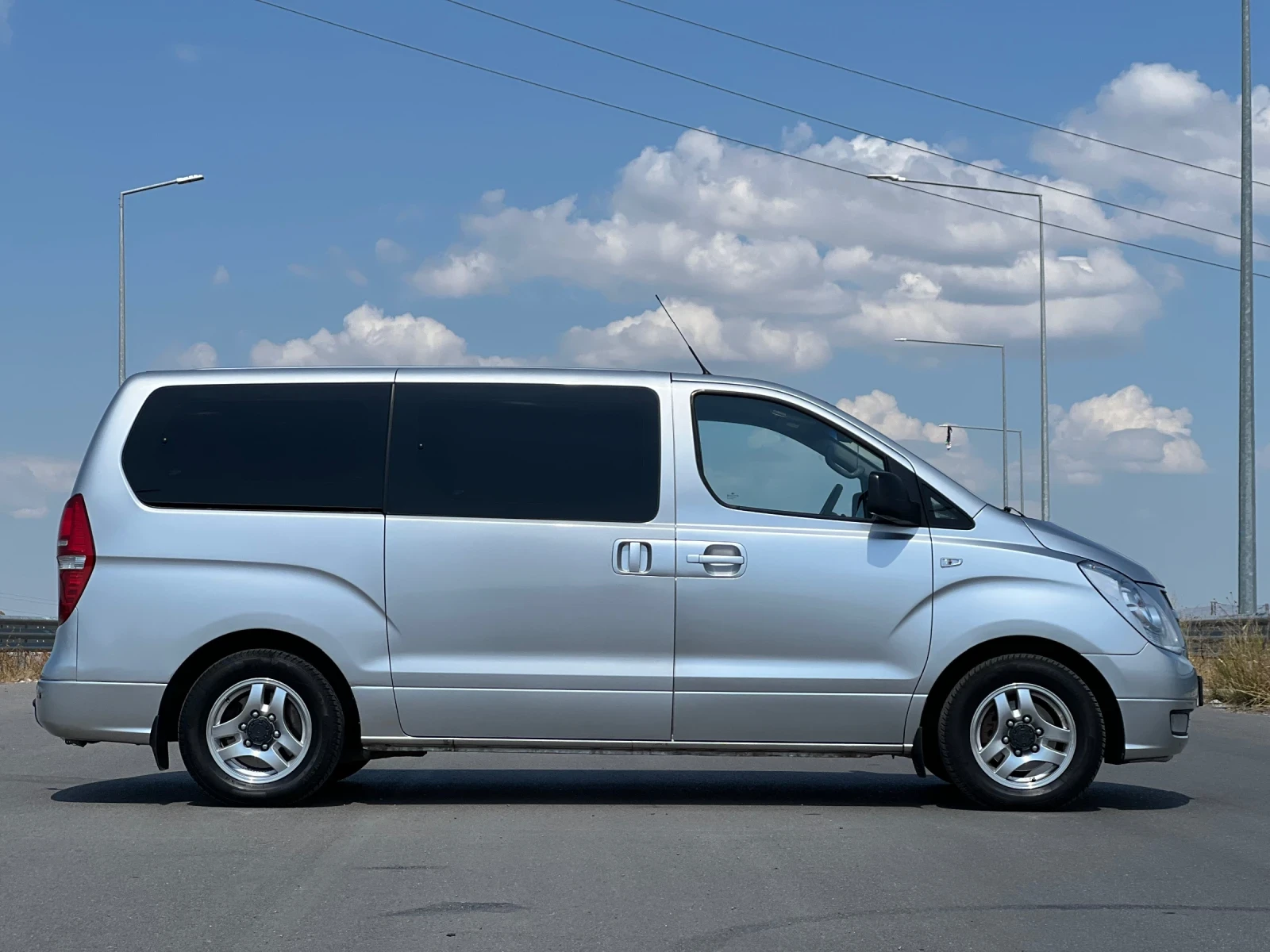 Hyundai H1 H-1 TQ, 2.5CRDi, 7+ 1  - изображение 3