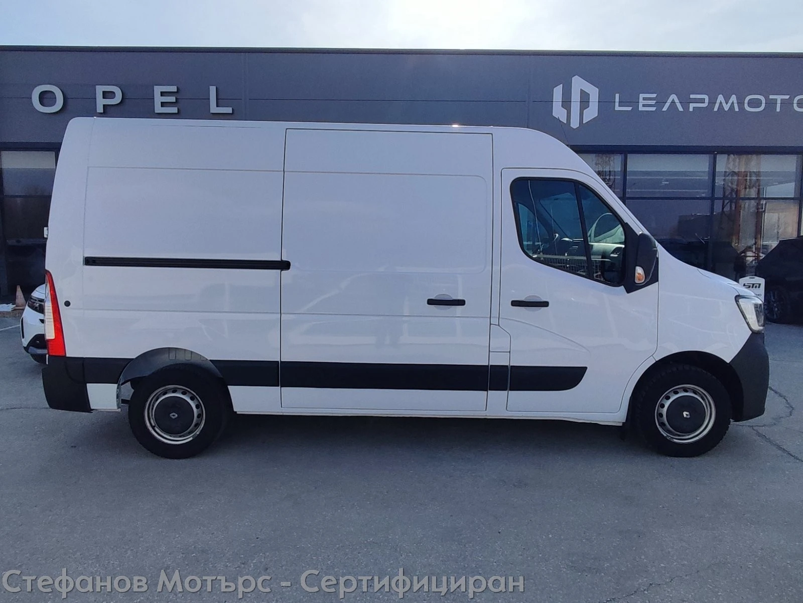 Renault Master Furgon Life L2H2 2.3dCi (135hp) MT6, снимка 5 - Бусове и автобуси - 53909285