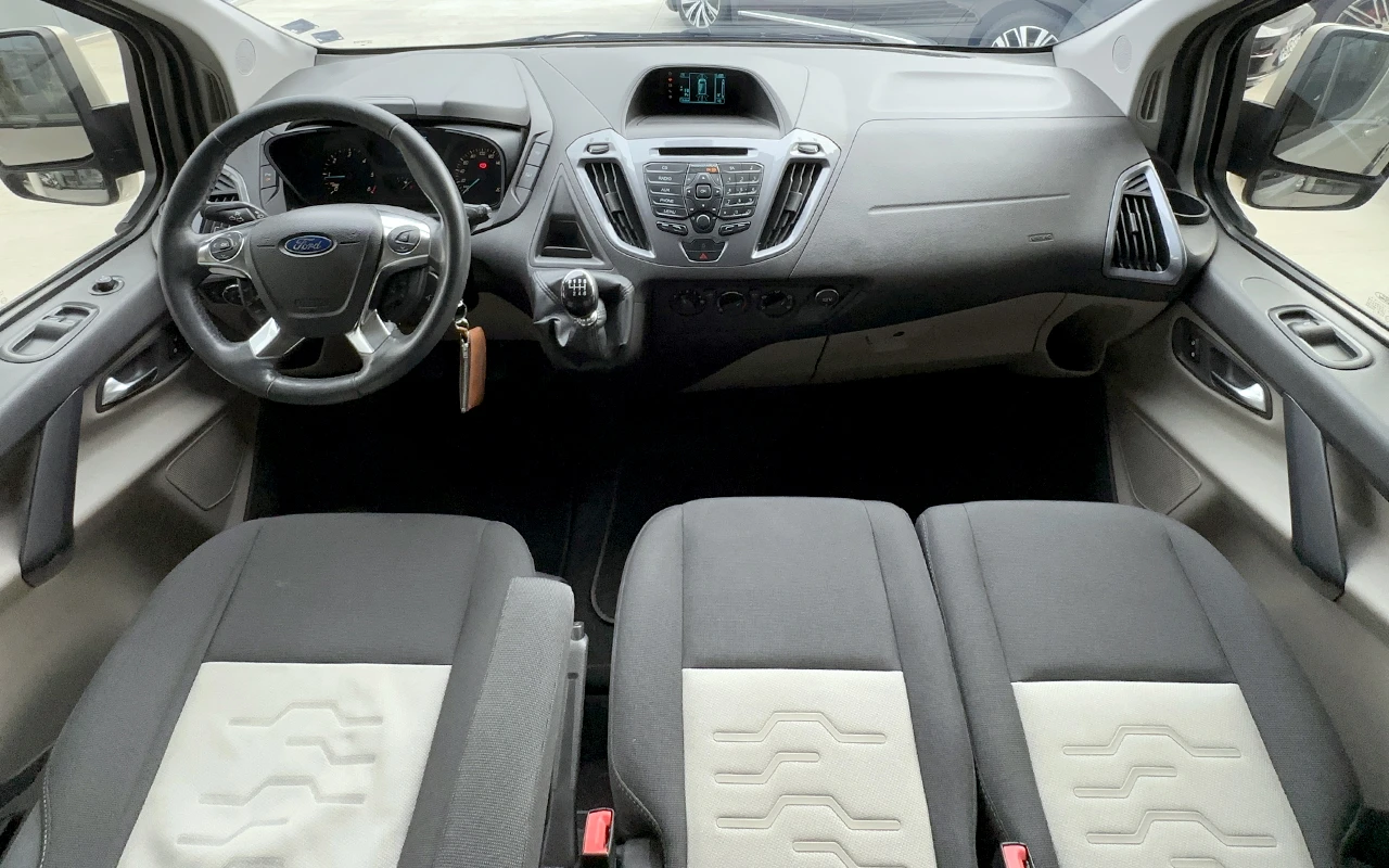 Ford Tourneo Custom 2.0 TDCi EcoBlue, снимка 6 - Бусове и автобуси - 53969314