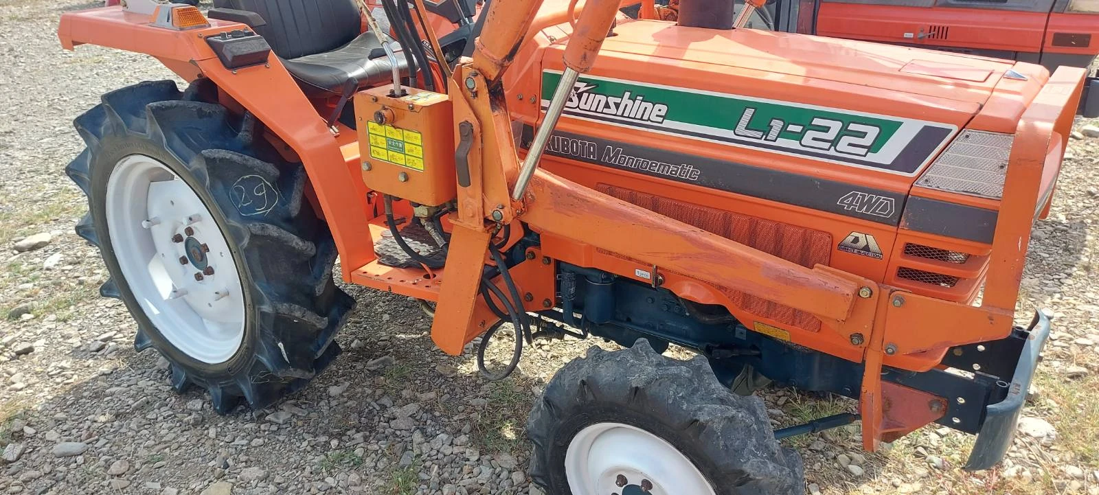 Трактор Kubota Техно груп М - изображение 3