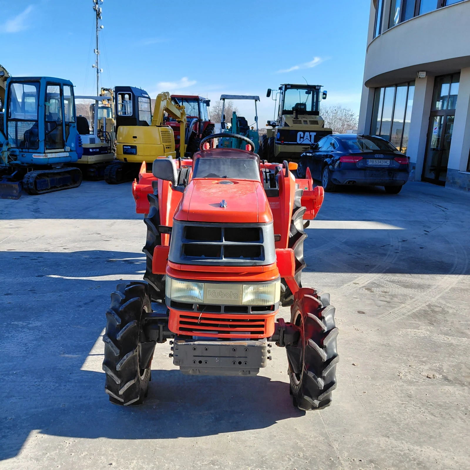 Трактор Kubota GT-5 * НАЛИЧЕН * ТОП СЪСТОЯНИЕ * , снимка 9 - Селскостопанска техника - 51970445