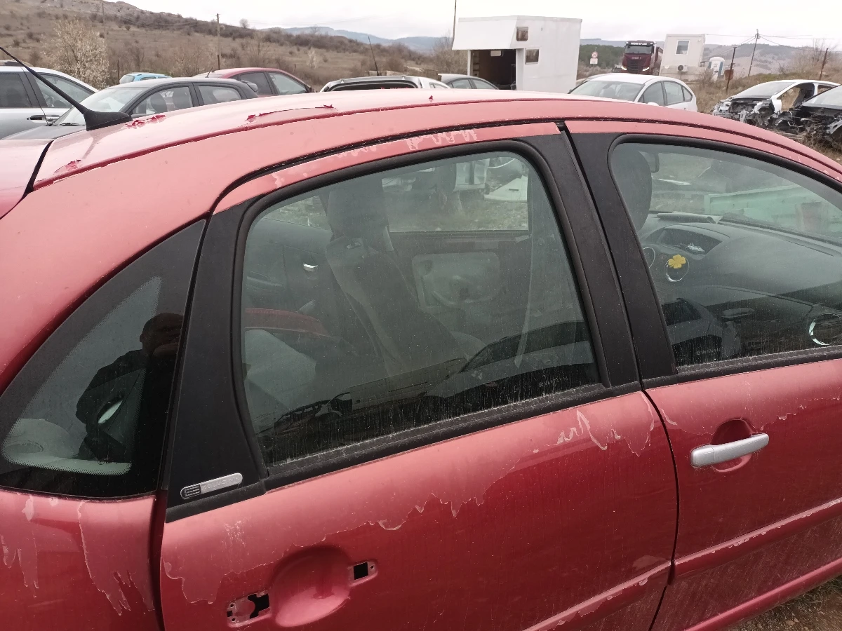 стъкло странично задно дясно Ситроен Ц3 б