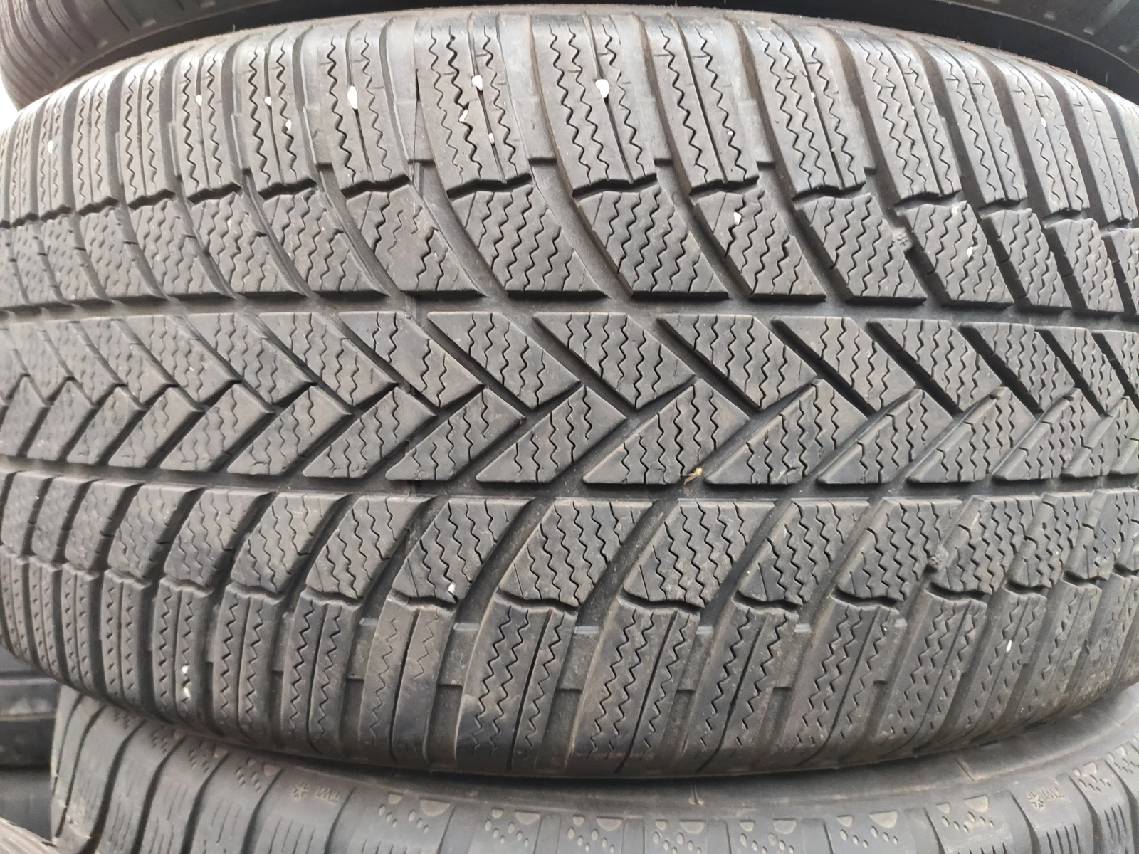  255/45R19 | Mobile.bg   2