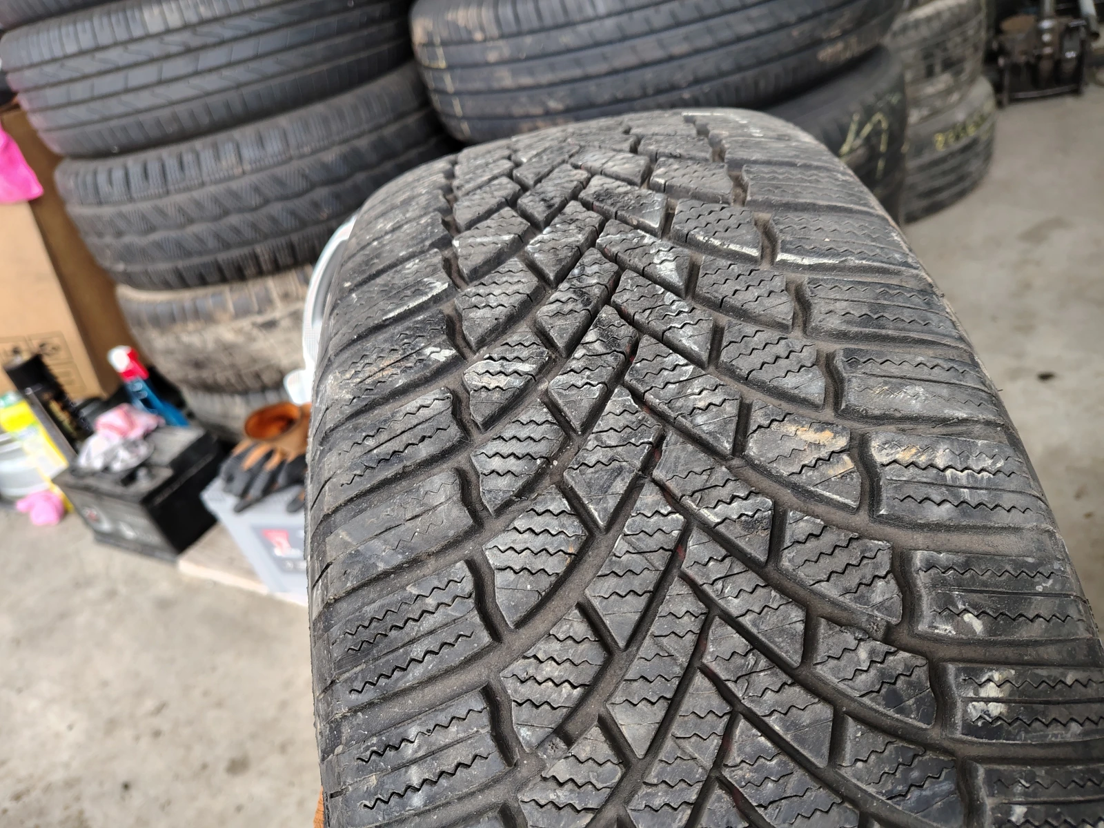  235/55R17 | Mobile.bg   1